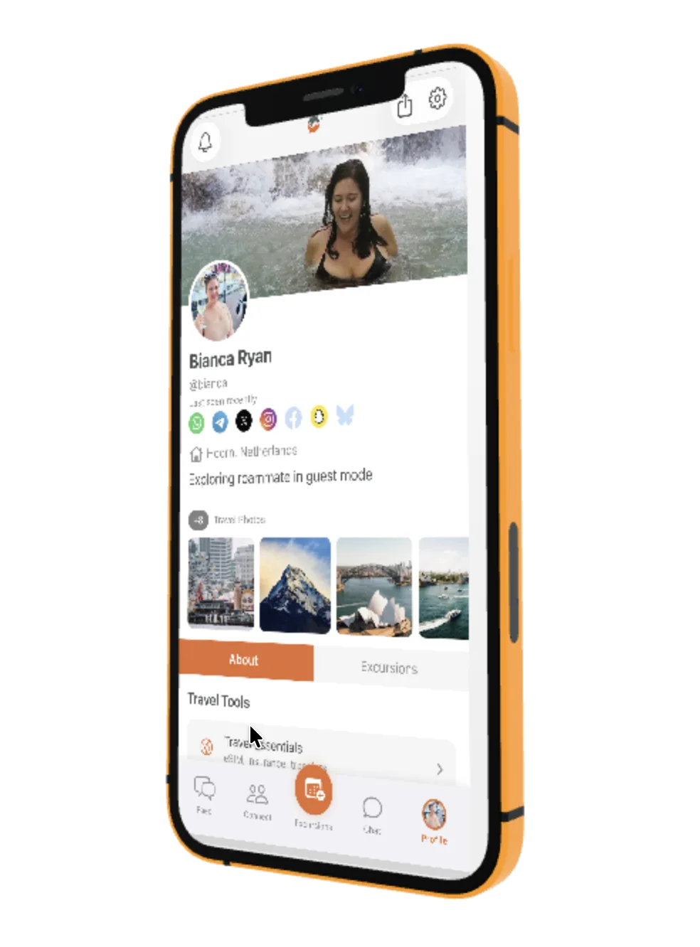 roammate app showing a traveller profile on an iPhone